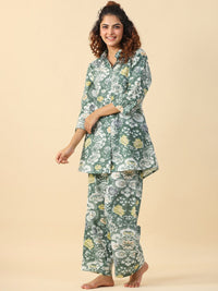 SANSKRUTIHOMES Floral Printed Shirt Collar T-Shirt and Pyjamas
