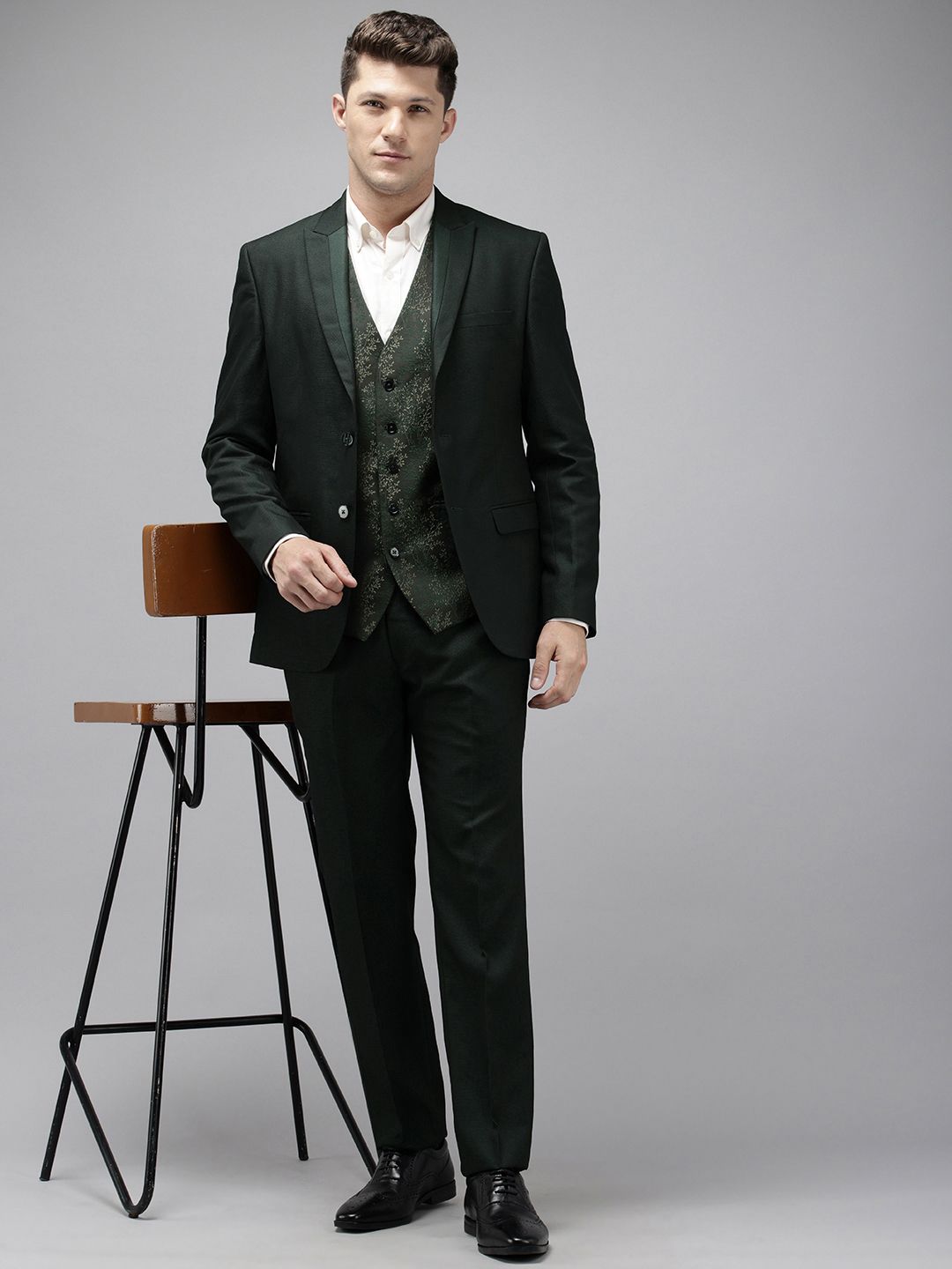 Park Avenue Single Breasted Slim Fit 3-Piece Formal Suit