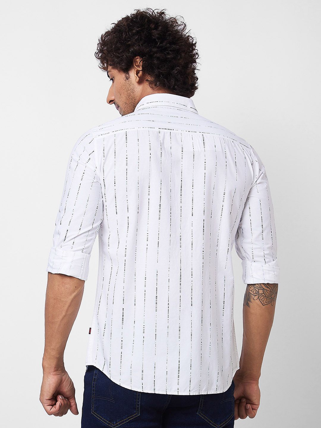 SPYKAR Vertical Striped Spread Collar Long Sleeves Cotton Casual Shirt