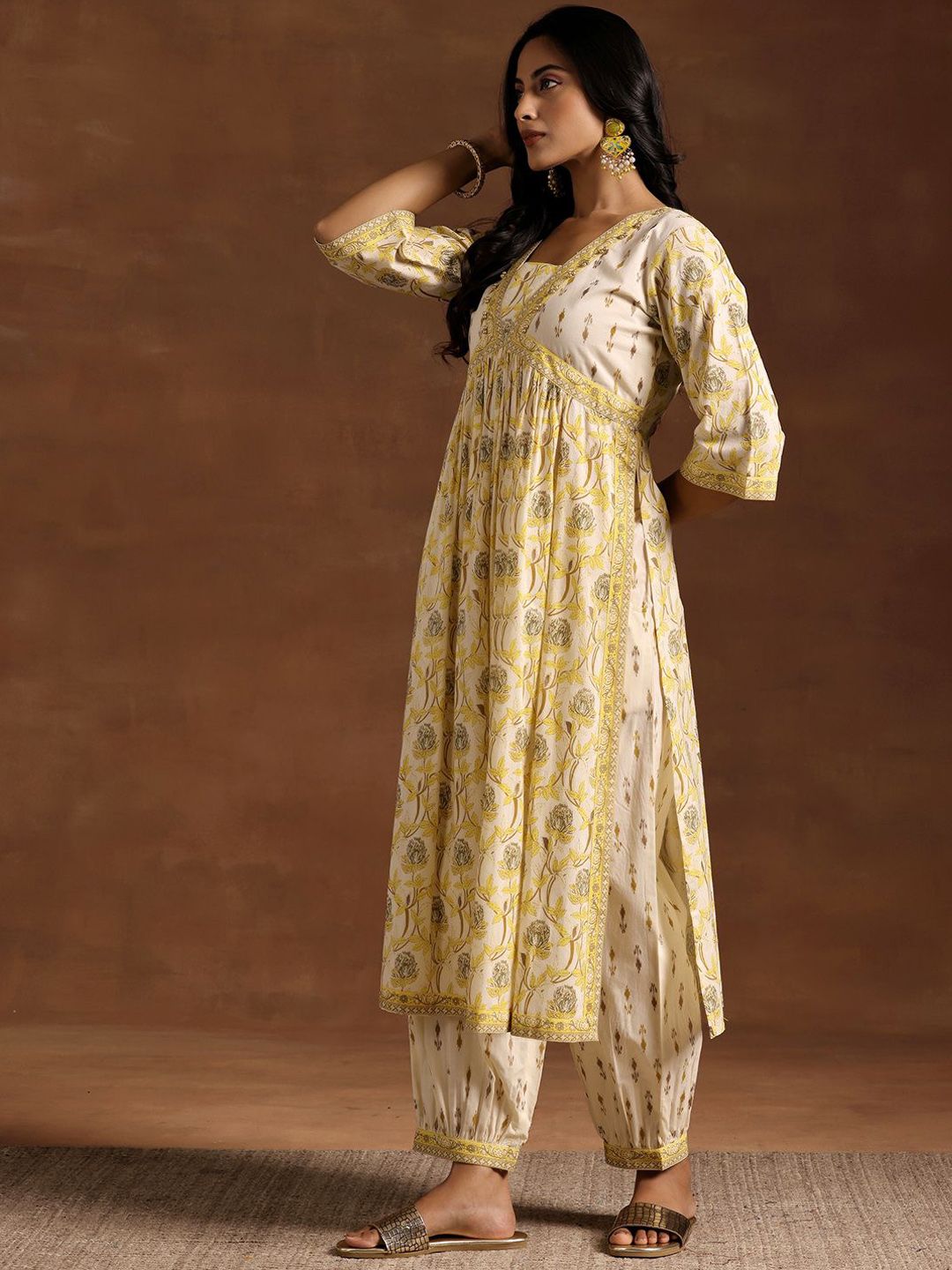 Libas Women Floral Printed Regular Beads and Stones Pure Cotton Kurta with Salwar