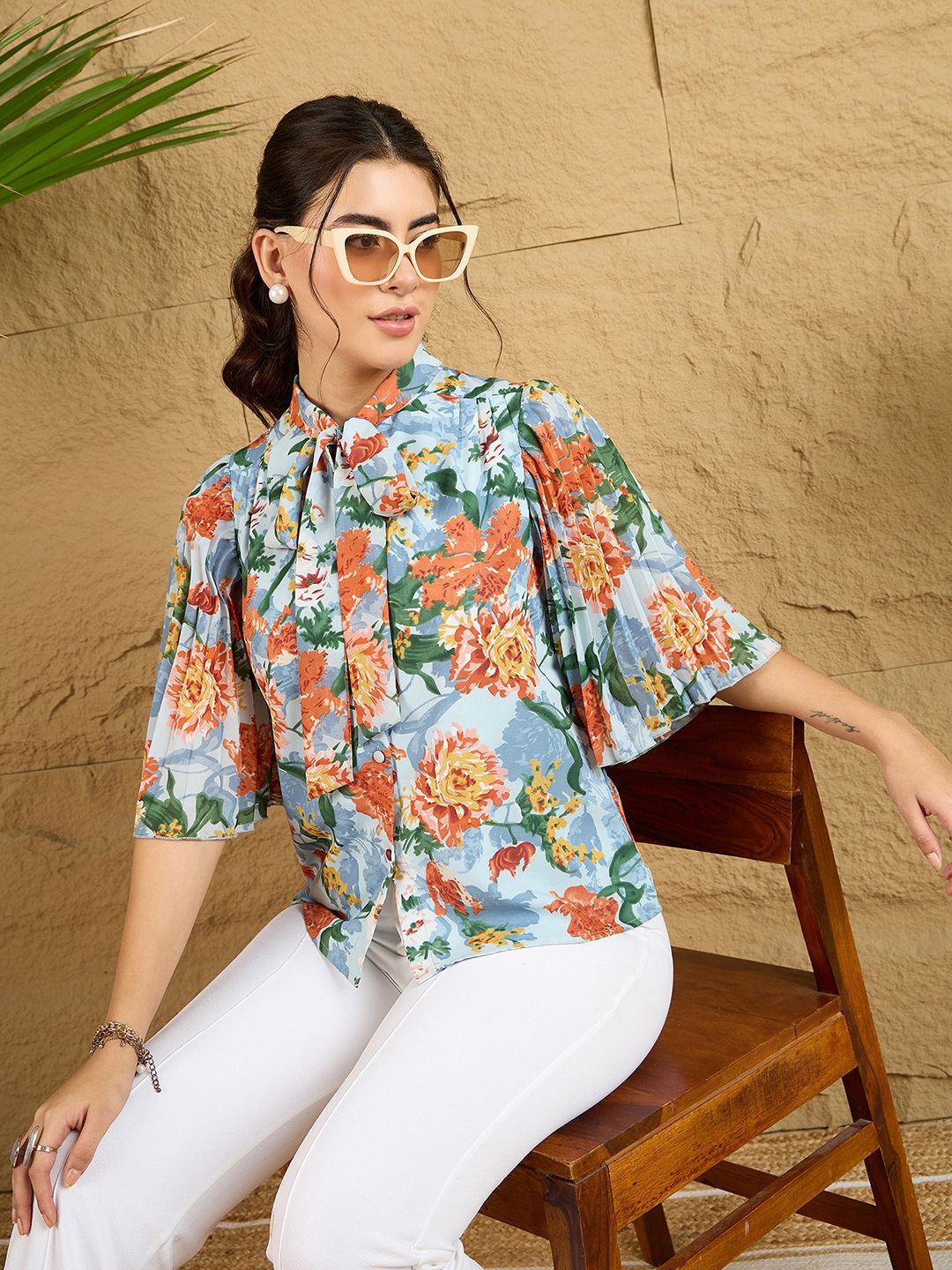 Berrylush Women Floral Printed Tie-Up Neck Georgette Top