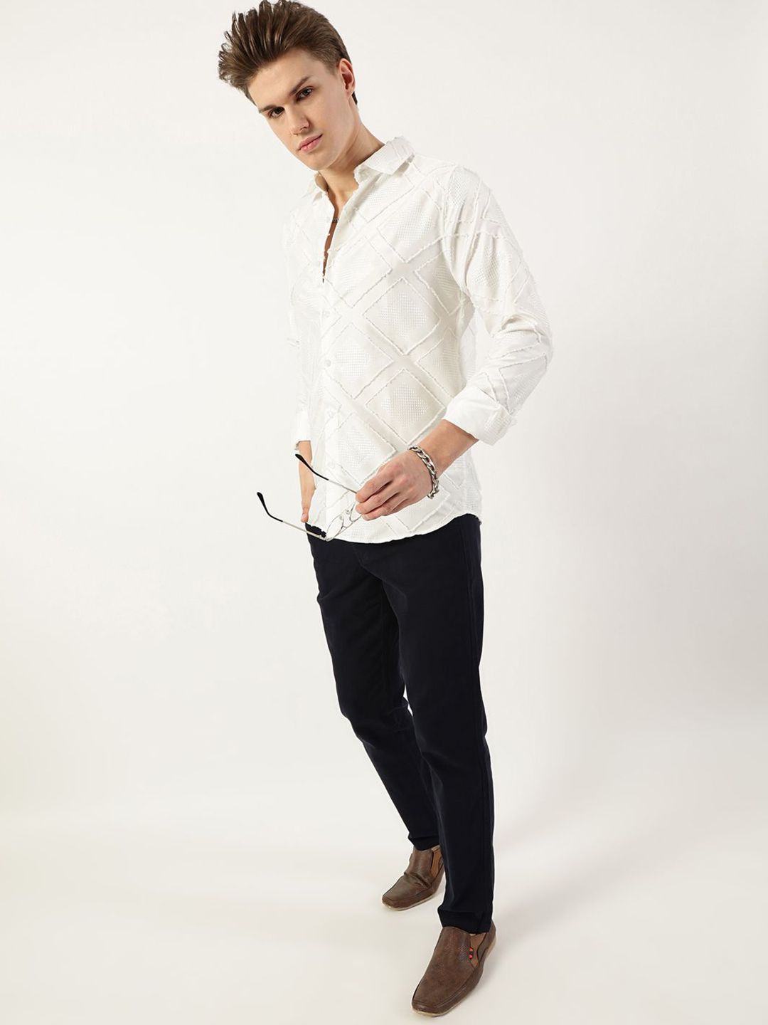 Thomas Scott Men Premium Spread Collar Textured Slim Fit Casual Shirt