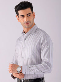 The Indian Garage Co. X Luxe Men Spread Collar Striped Slim Fit Formal Shirt