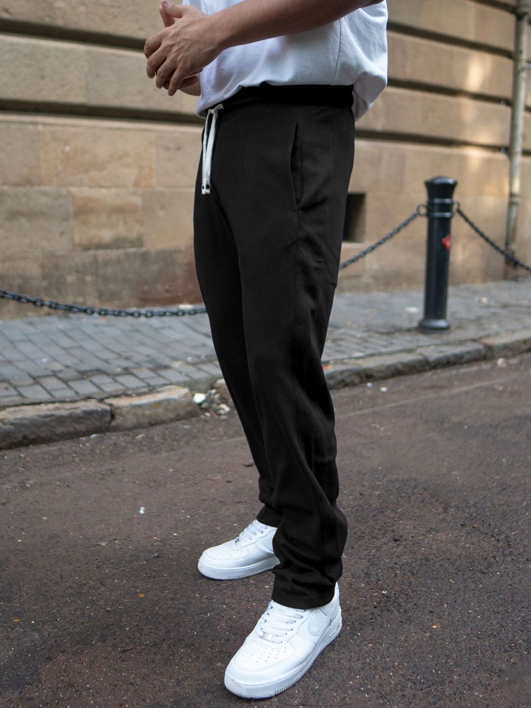 Powerlook Men Black Knitted Regular Fit Mid-Rise Cotton Track Pant