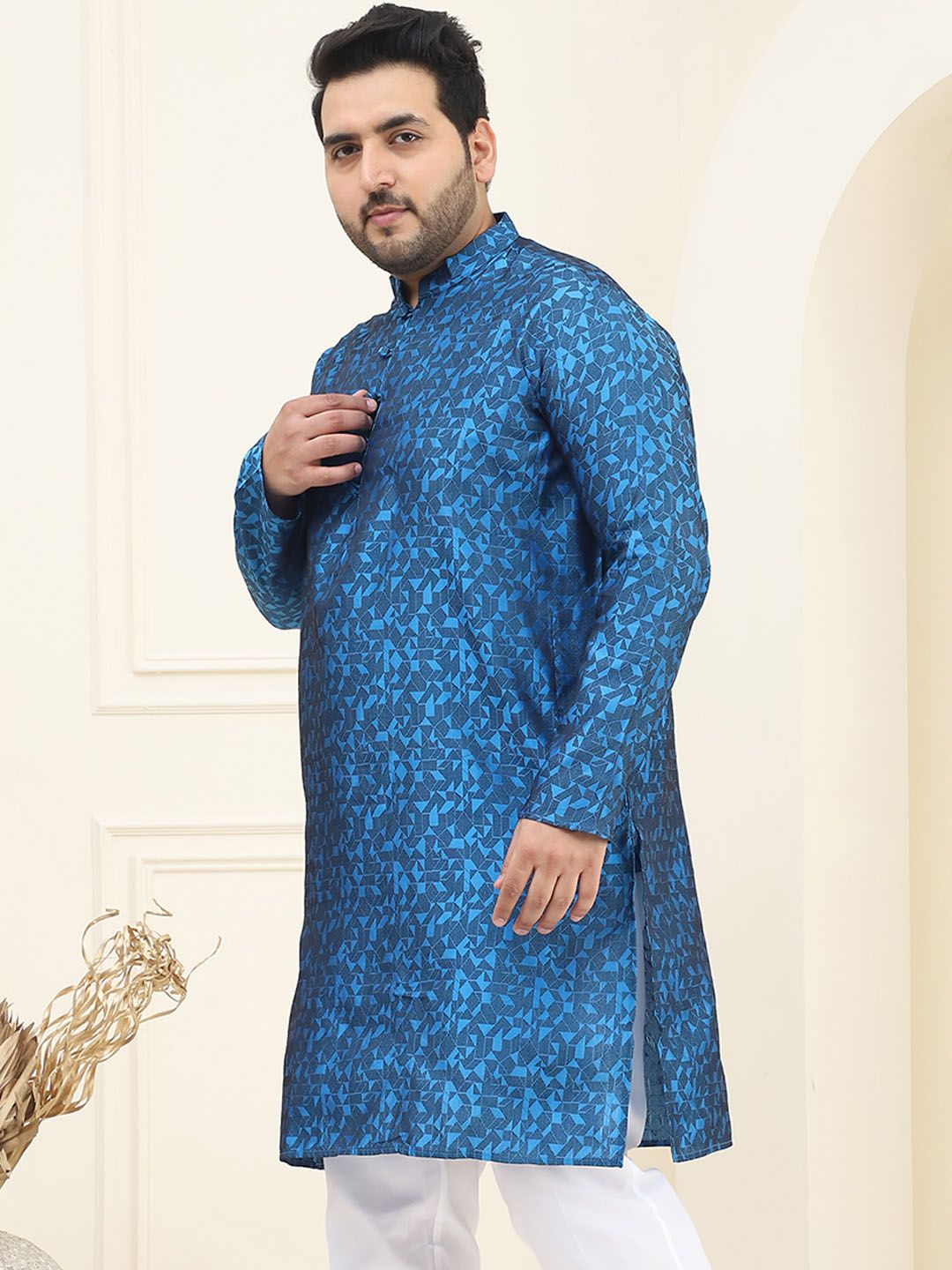 SOJANYA PLUS Size Geometric Mandarin Collar Straight Kurta