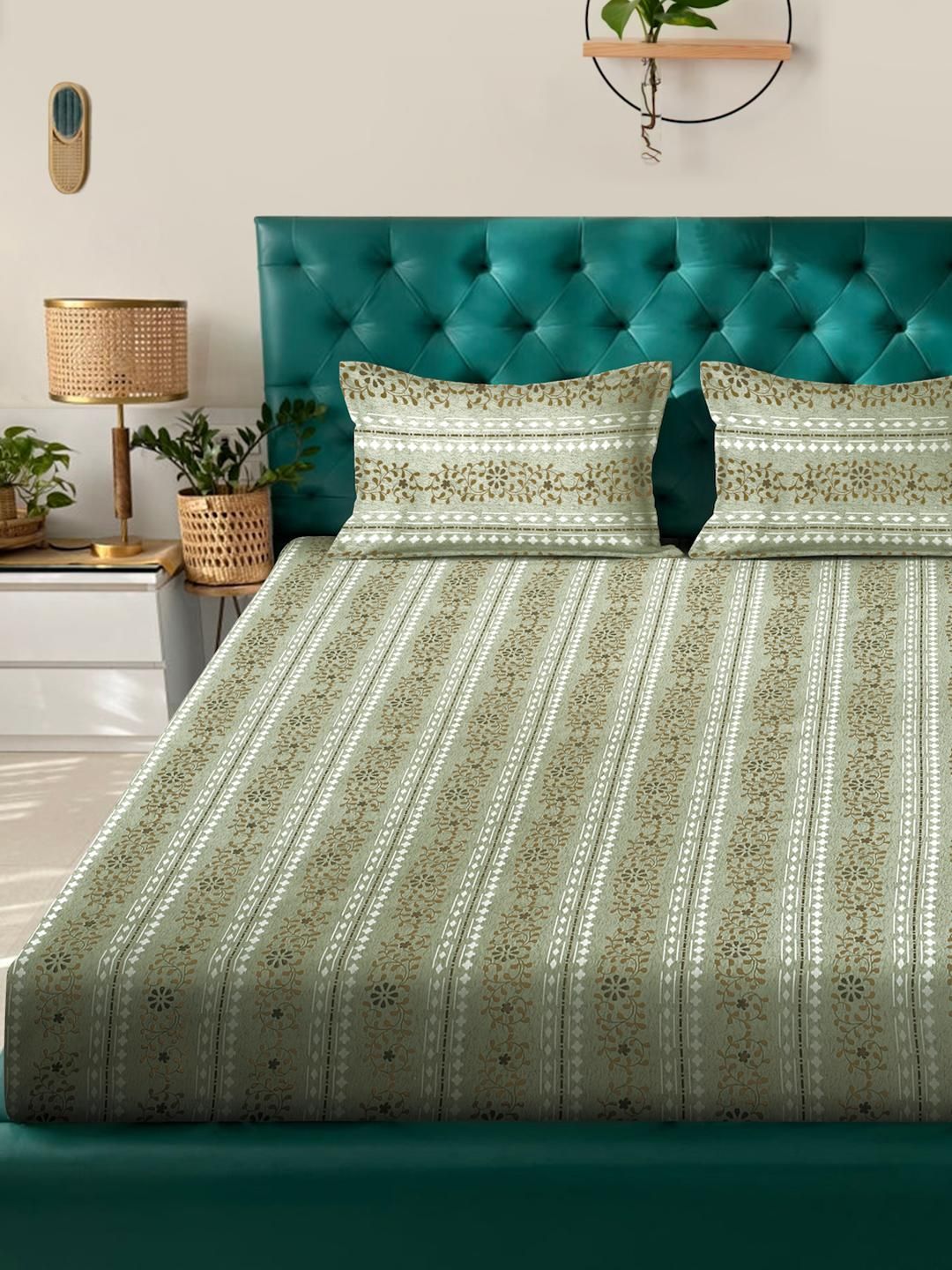 KLOTTHE Green Floral Printed Fitted 400 TC Cotton King Bedsheet & 2 Pillow Covers