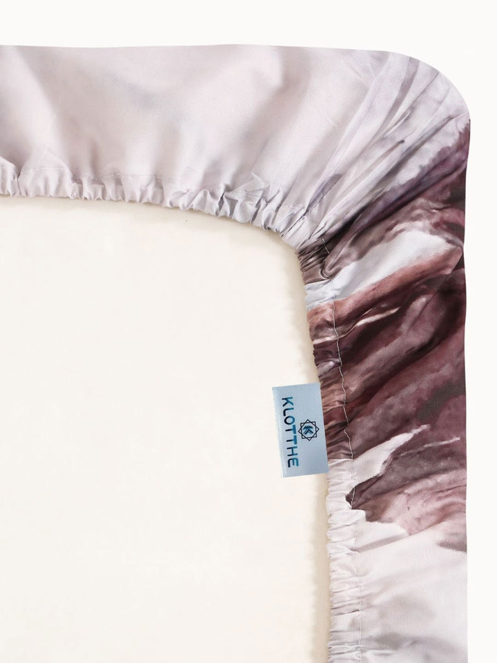 KLOTTHE White & Purple Floral Printed Dilengkapi 300 TC King Bedsheet Dengan 2 Sarung Bantal
