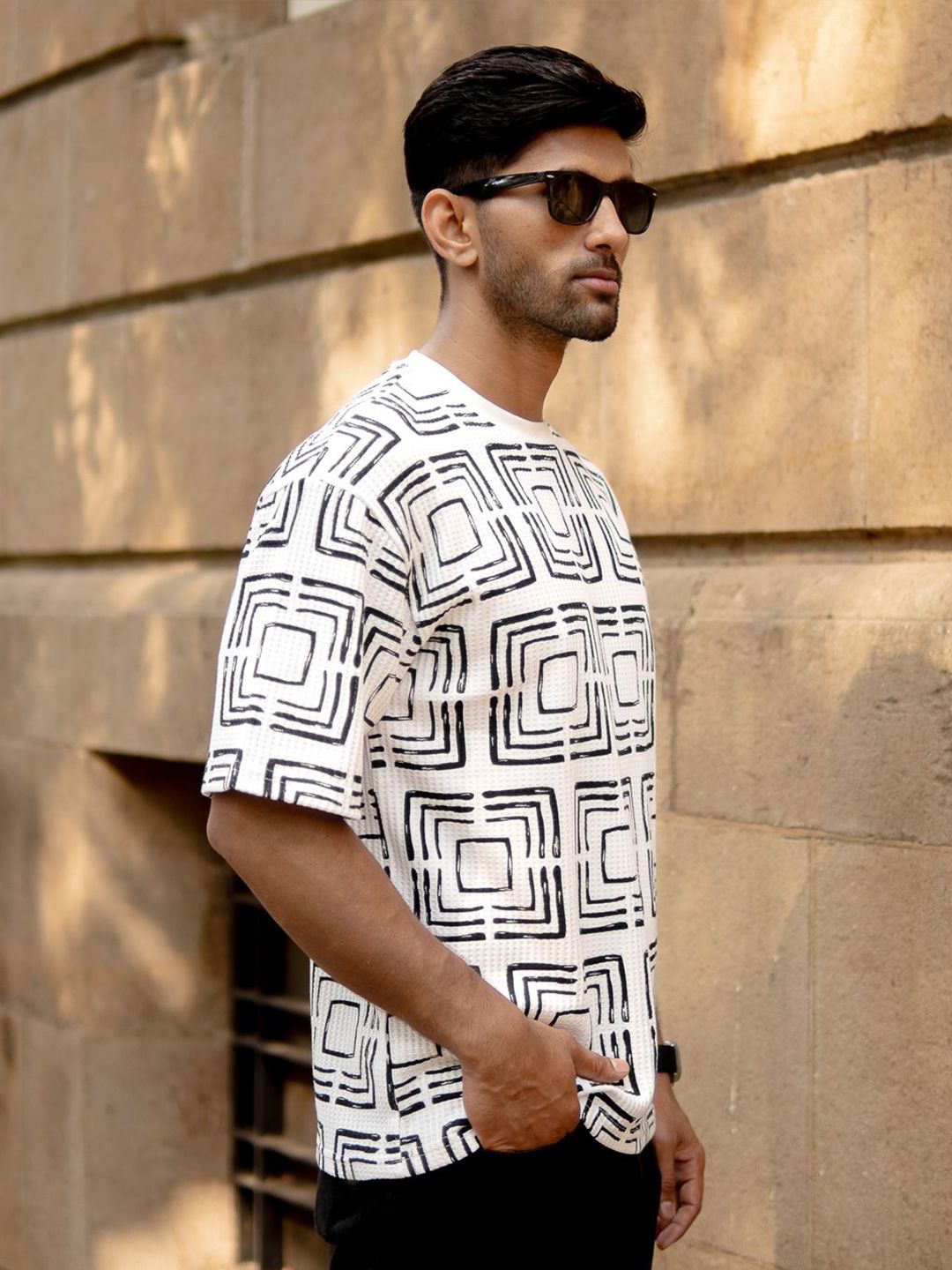 Powerlook Men Typography Printed Drop-Shoulder Sleeves T-shirt