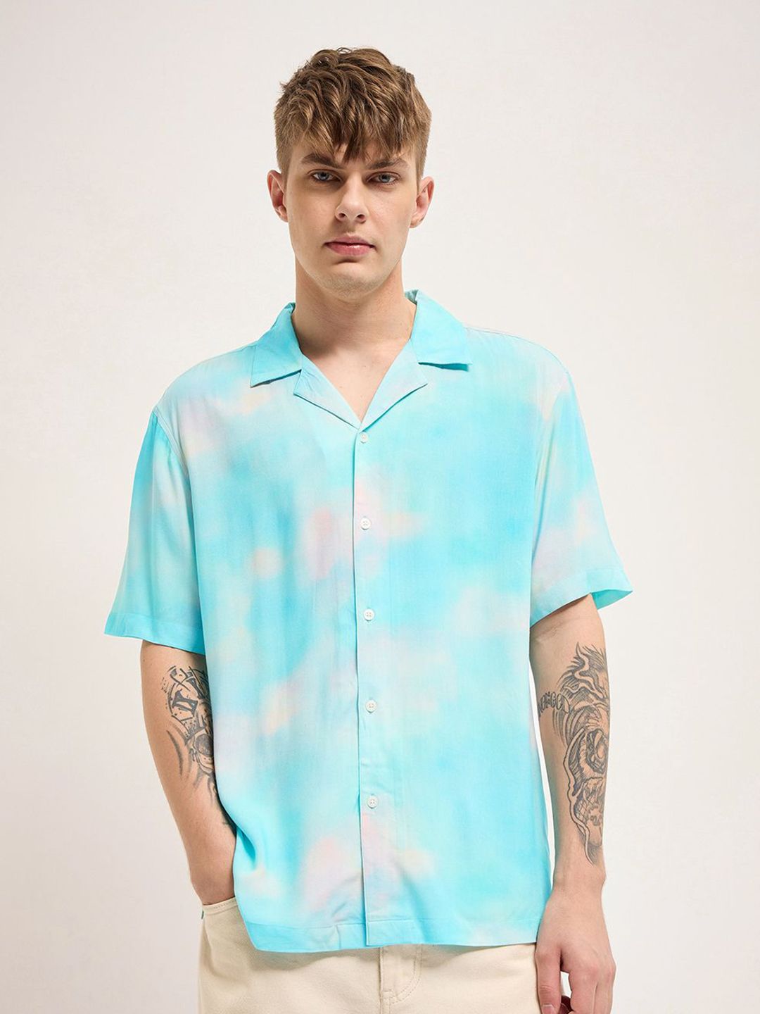 THE BEAR HOUSE Men Cuban Collar Ombre Printed Casual Shirt