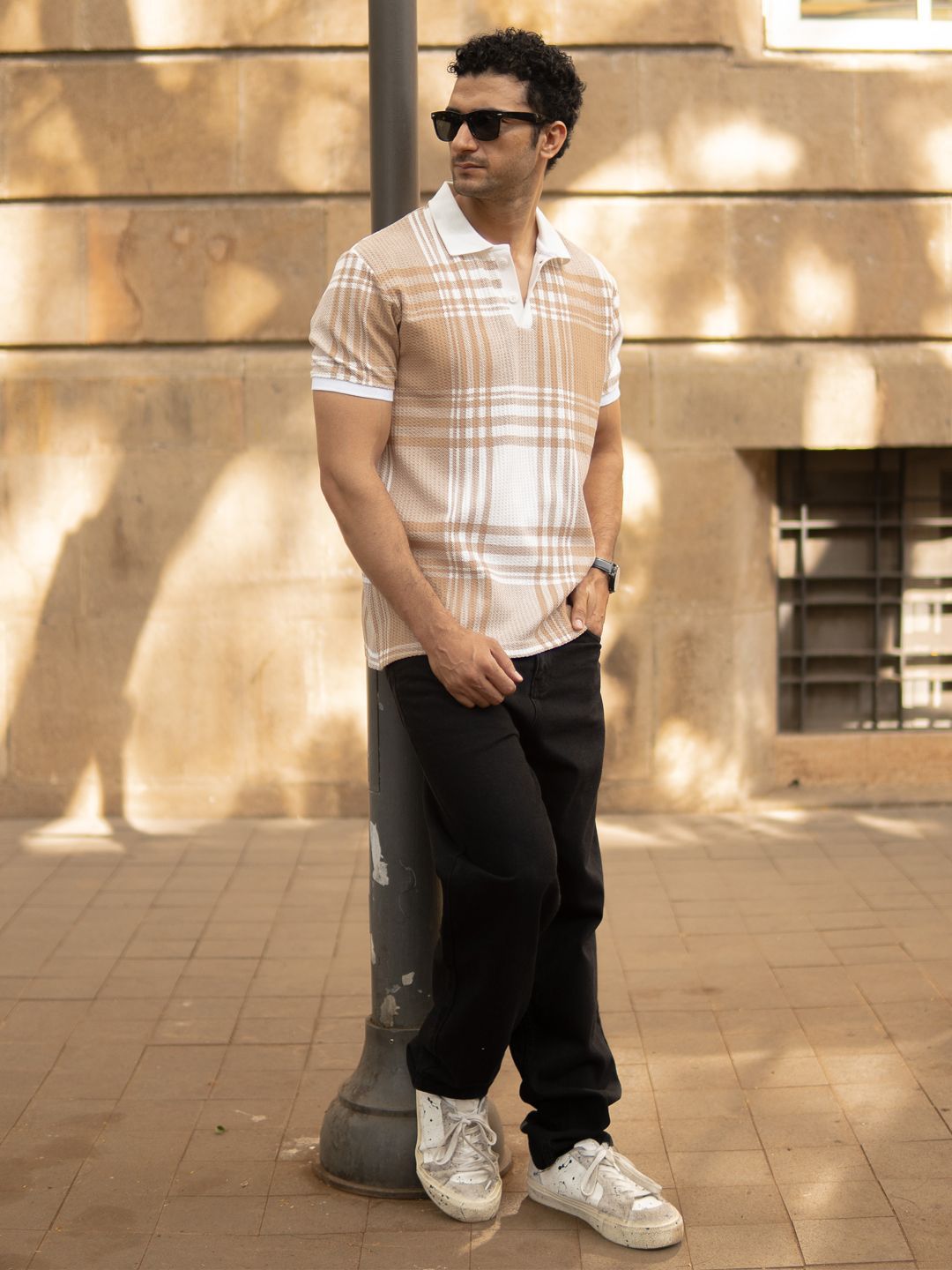 Powerlook Men Beige & White Checked Polo Collar T-shirt