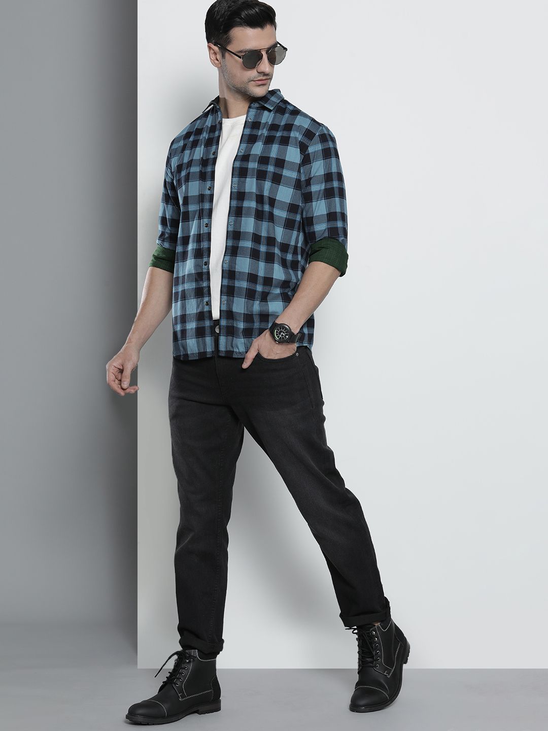 The Indian Garage Co Men Blue & Olive Green Comfort Fit Checked Reversible Cotton Shirt
