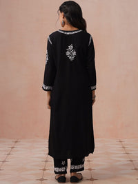 Rumah Chikankari Kurta Chikankari Biasa Wanita dengan Seluar