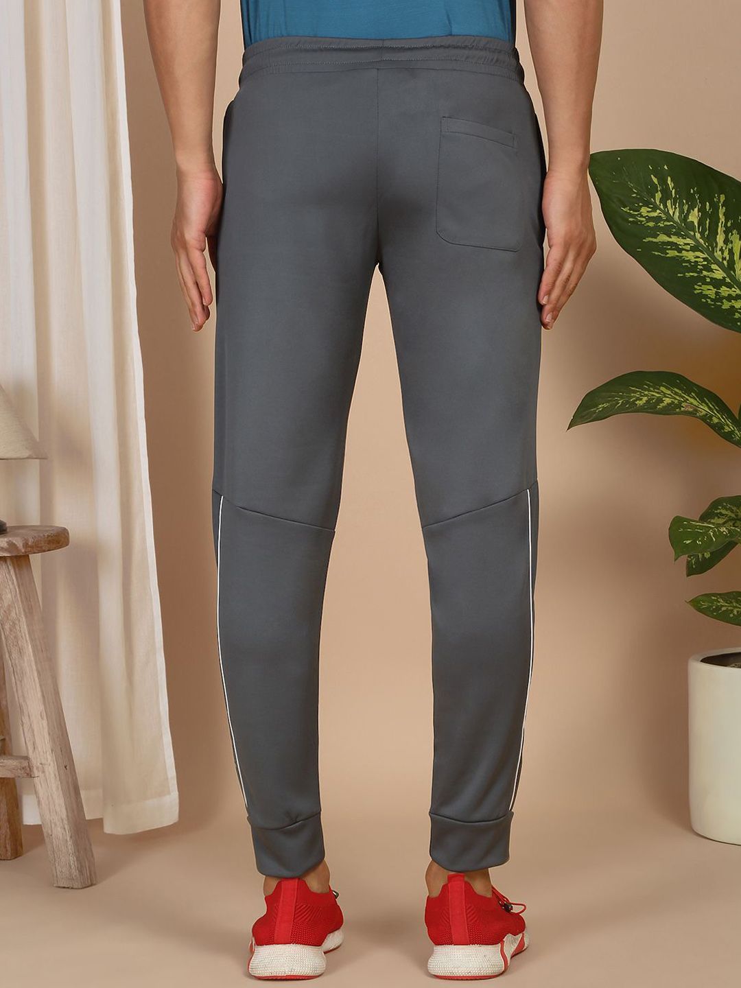 Sweet Dreams Men Cotton Mid-Rise Regular Fit Joggers