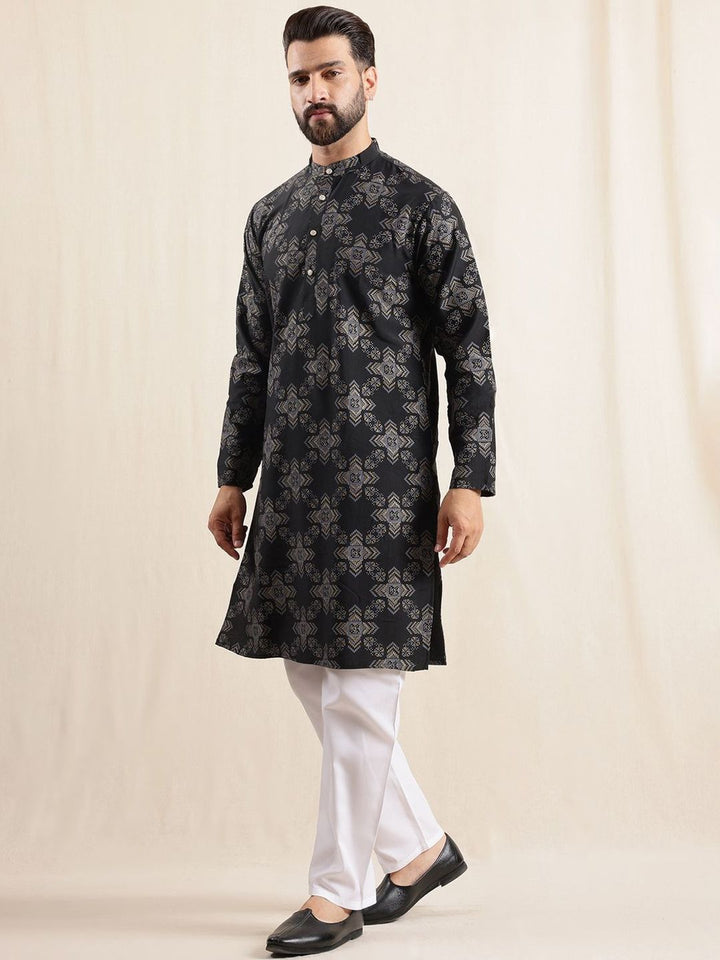 Anouk Men Ethnic Motifs Printed Kurta with Pyjamas & Nehru Jacket