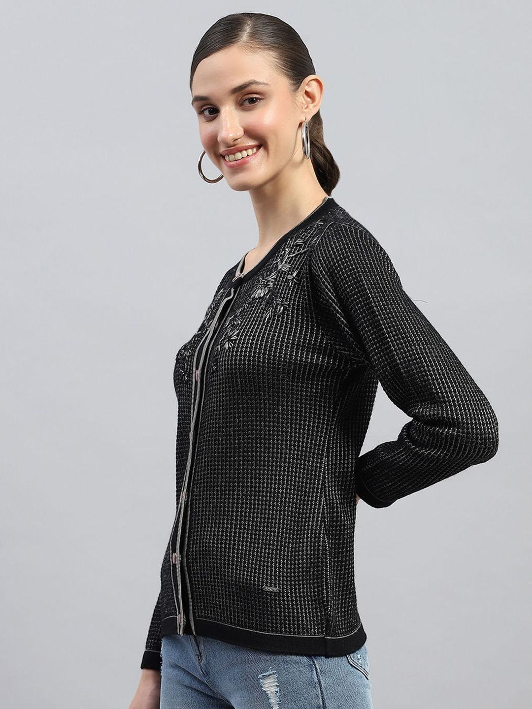 Monte Carlo Women Floral Embroidered Cardigan