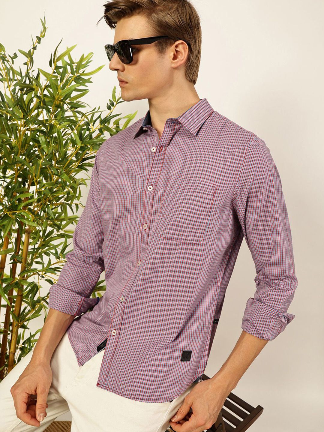 Thomas Scott Men Smart Spread Collar Micro Checked Cotton Slim Fit Casual Shirt