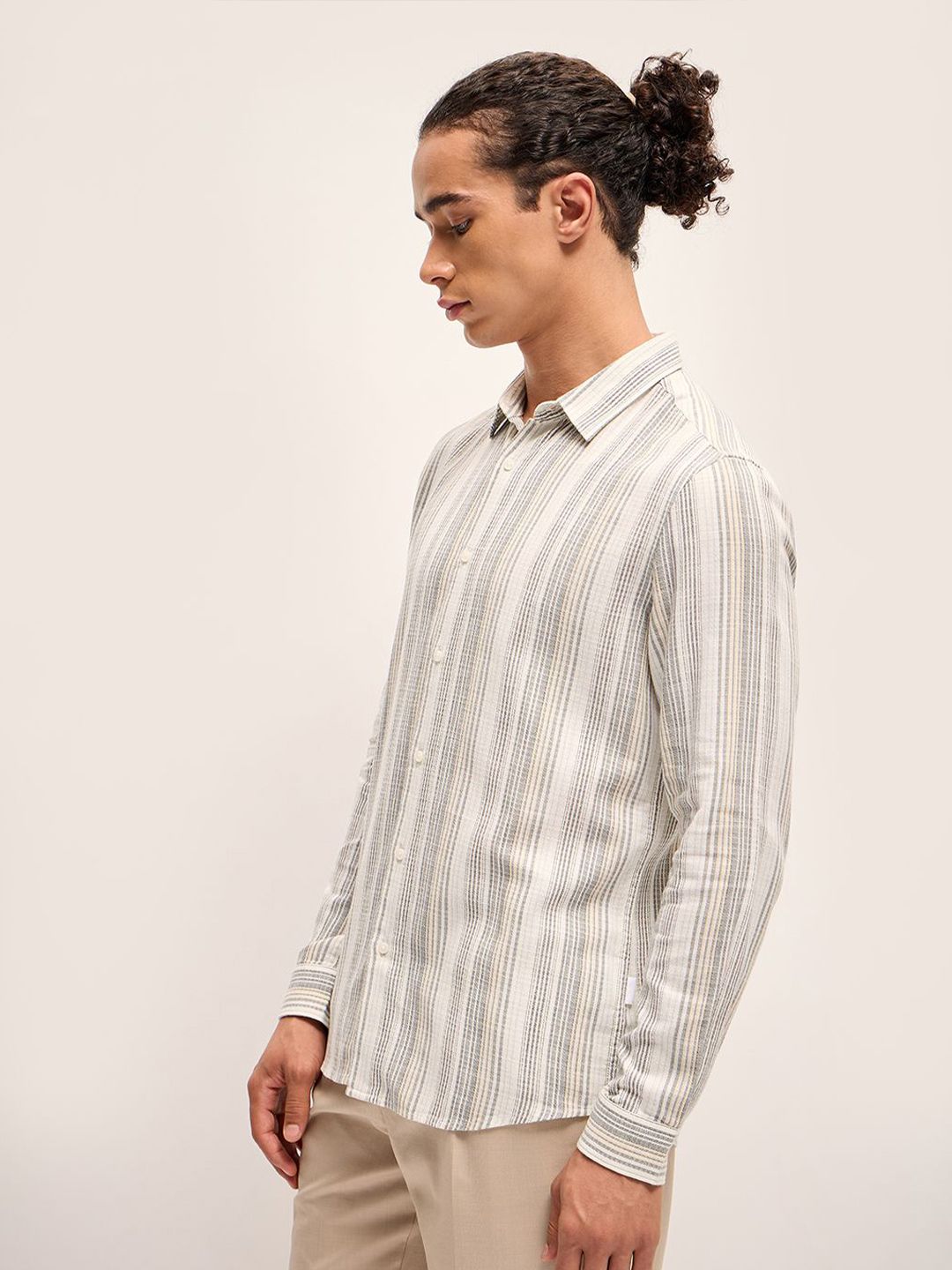 THE BEAR HOUSE Men Striped Slim Fit Casual Shirt