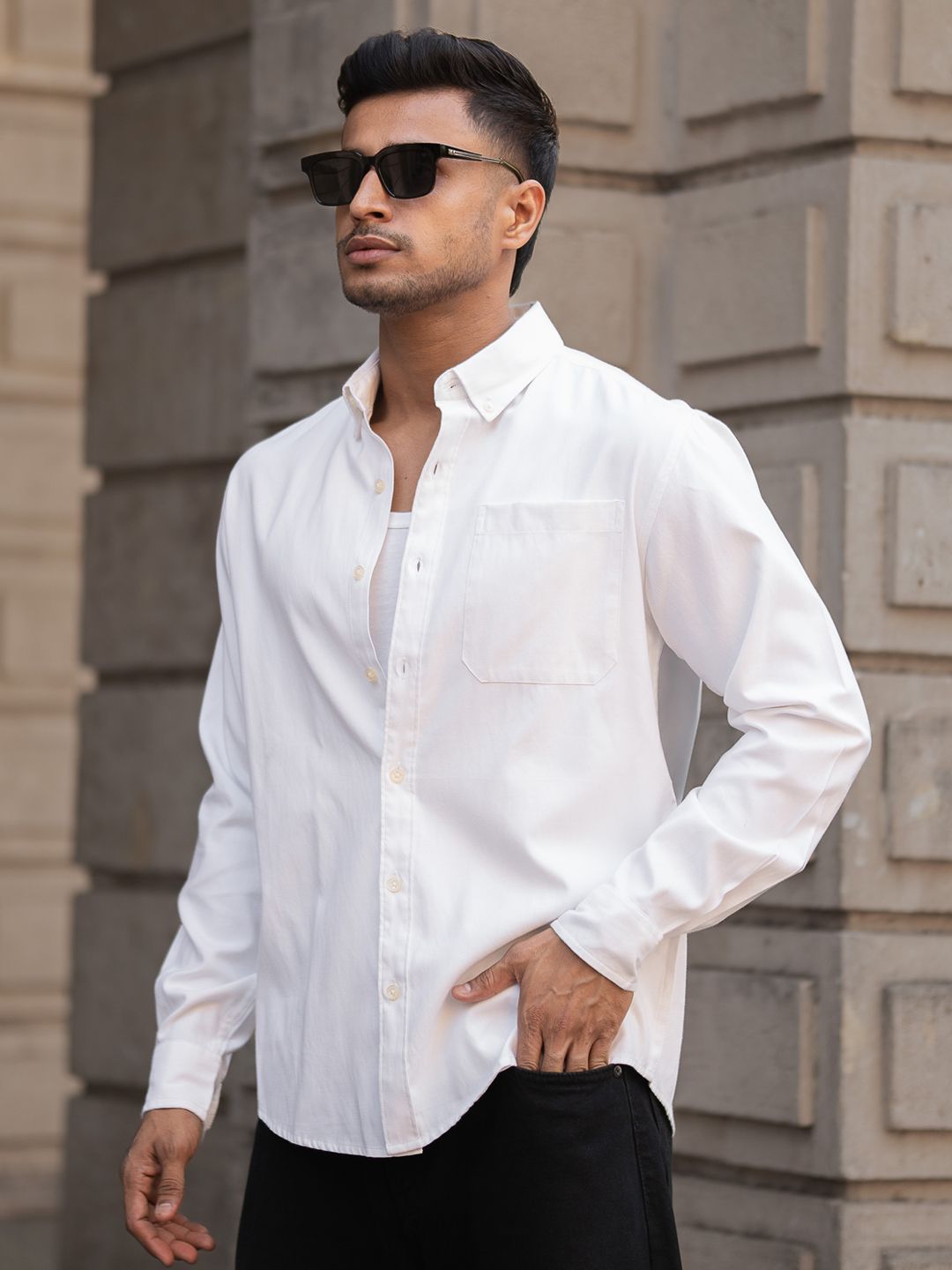Powerlook Men Spread Collar Solid Cotton Casual Shirt