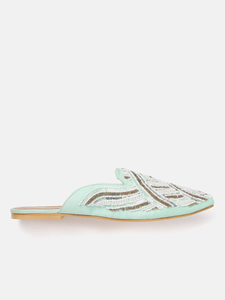 House of Pataudi Women Ethnic Embellished Mules