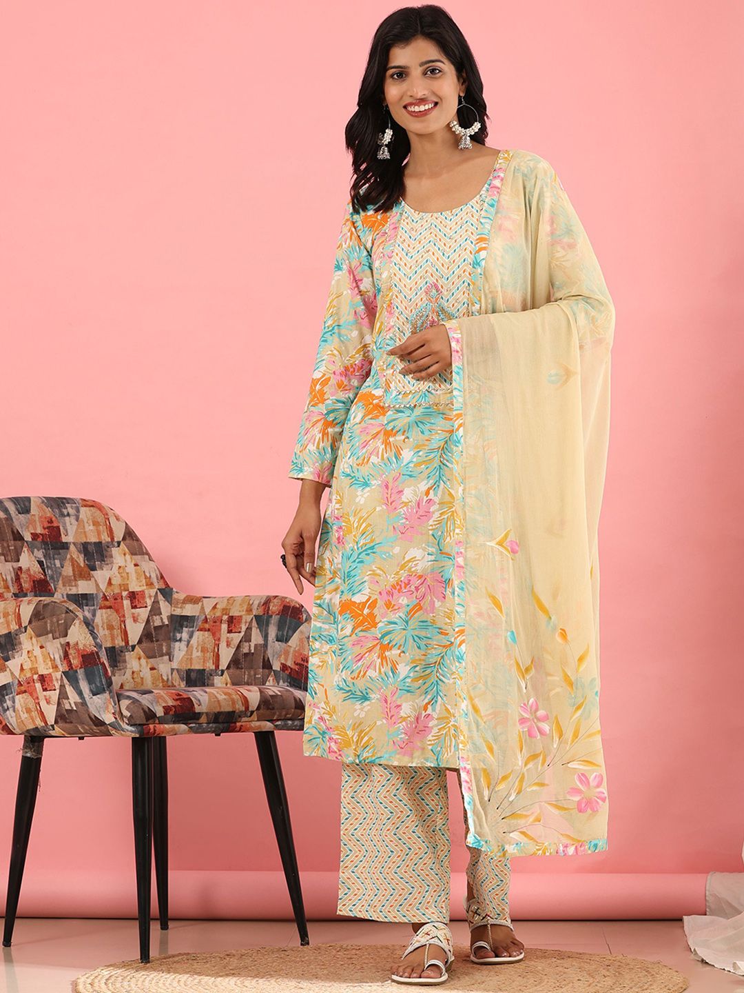 Mamicha Women Floral Printed Regular Pure Cotton Kurta with Trousers & With Dupatta