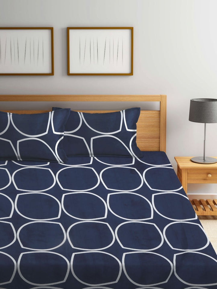 Myntra Elegant Homes Blue & White Geometric 300 TC King Bedsheet with 2 Pillow Covers