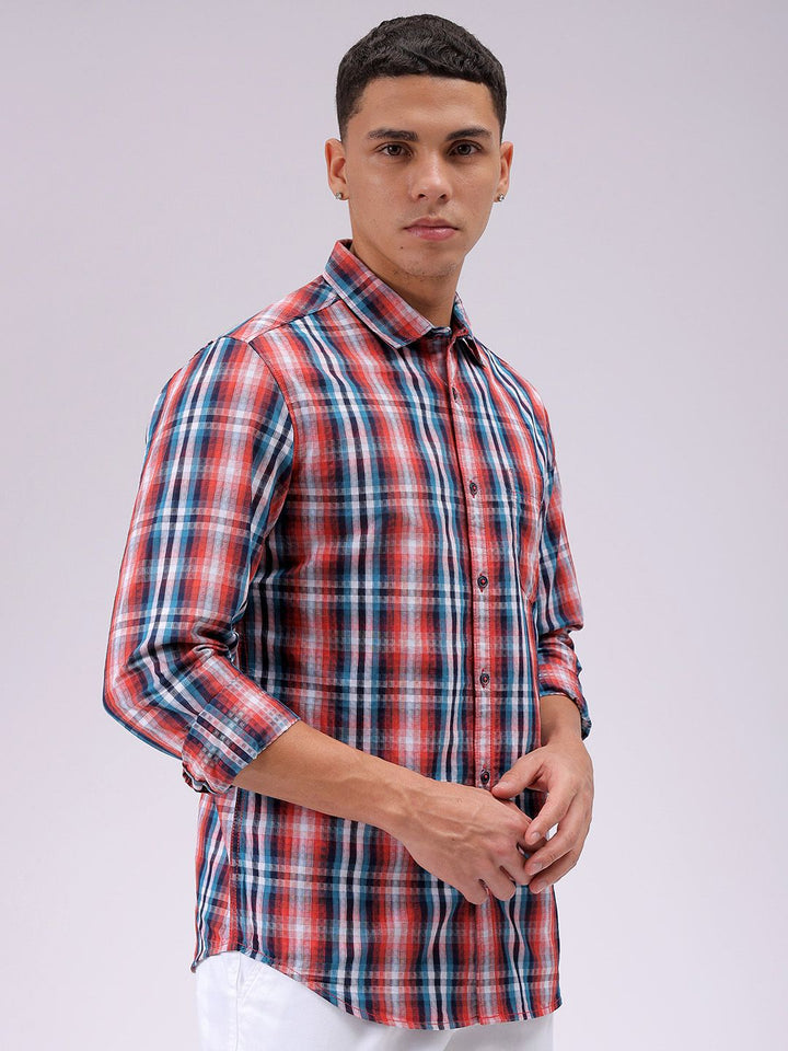 The Indian Garage Co Men Cutaway Collar Checked Cotton Slim Fit Casual Shirt