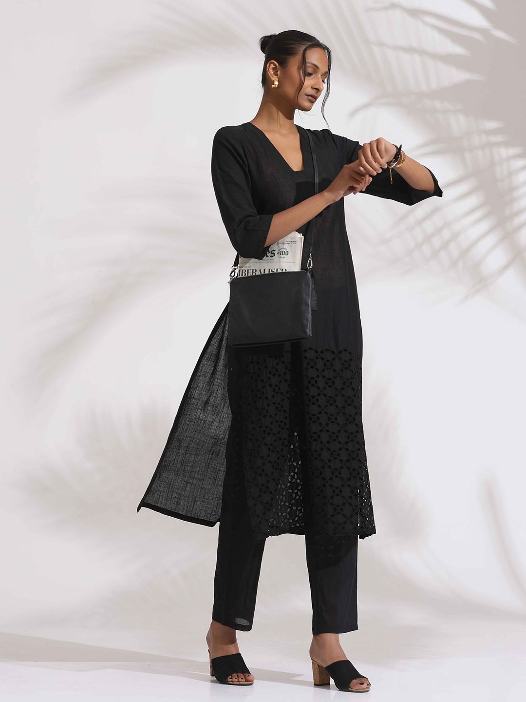 trueBrowns Schiffli V Neck Pure Cotton Straight Kurta with Trousers