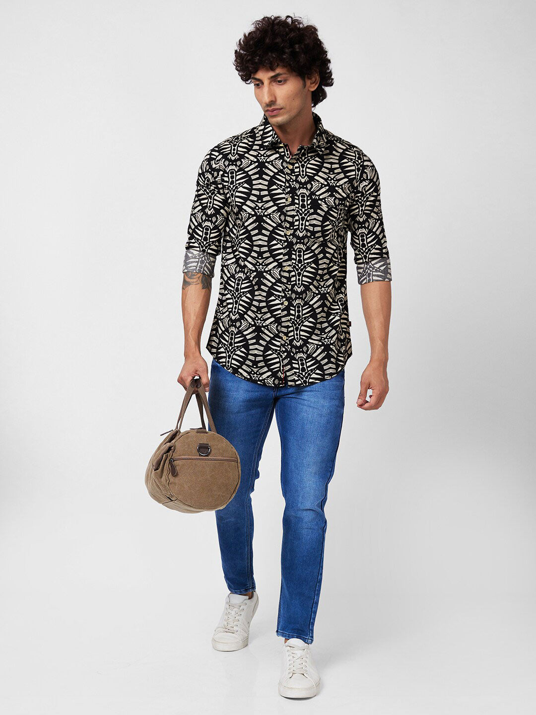 SPYKAR Men Slim Fit Printed Pure Cotton Casual Shirt
