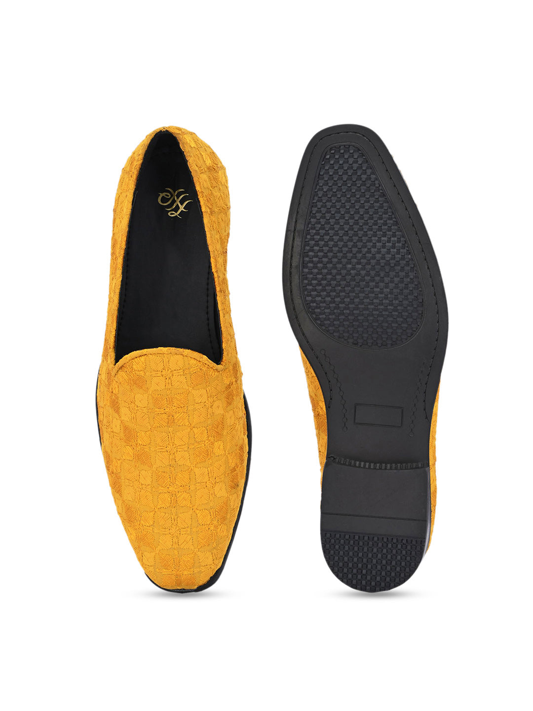 House of Pataudi Men Embroidered Ethnic Embellished Mojaris