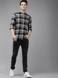 THE BEAR HOUSE Men Grey Slim Fit Tartan Checked Pure Cotton Casual Shirt