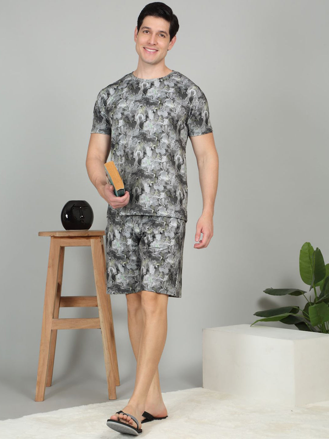 Sweet Dreams Printed Round Neck T-Shirt & Shorts