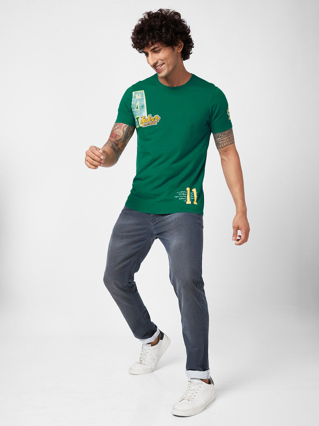 SPYKAR Typography Printed Slim Fit T-shirt