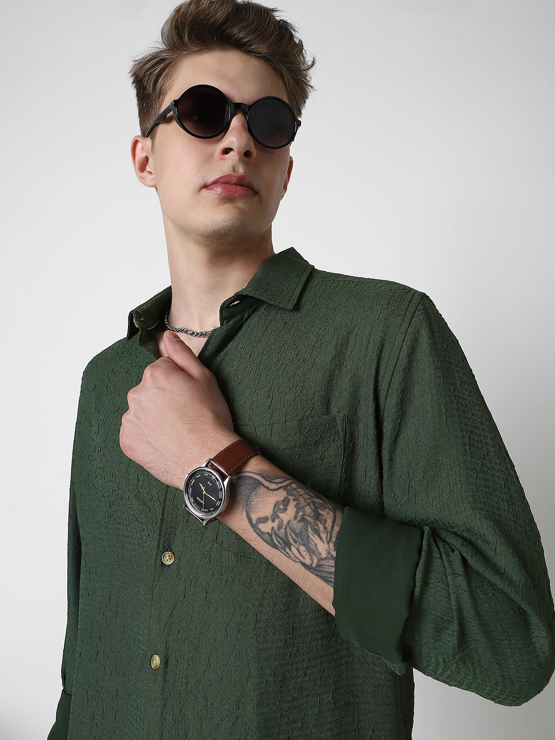 VASTRADO Men Classic Spread Collar Textured Slim Fit Casual Shirt
