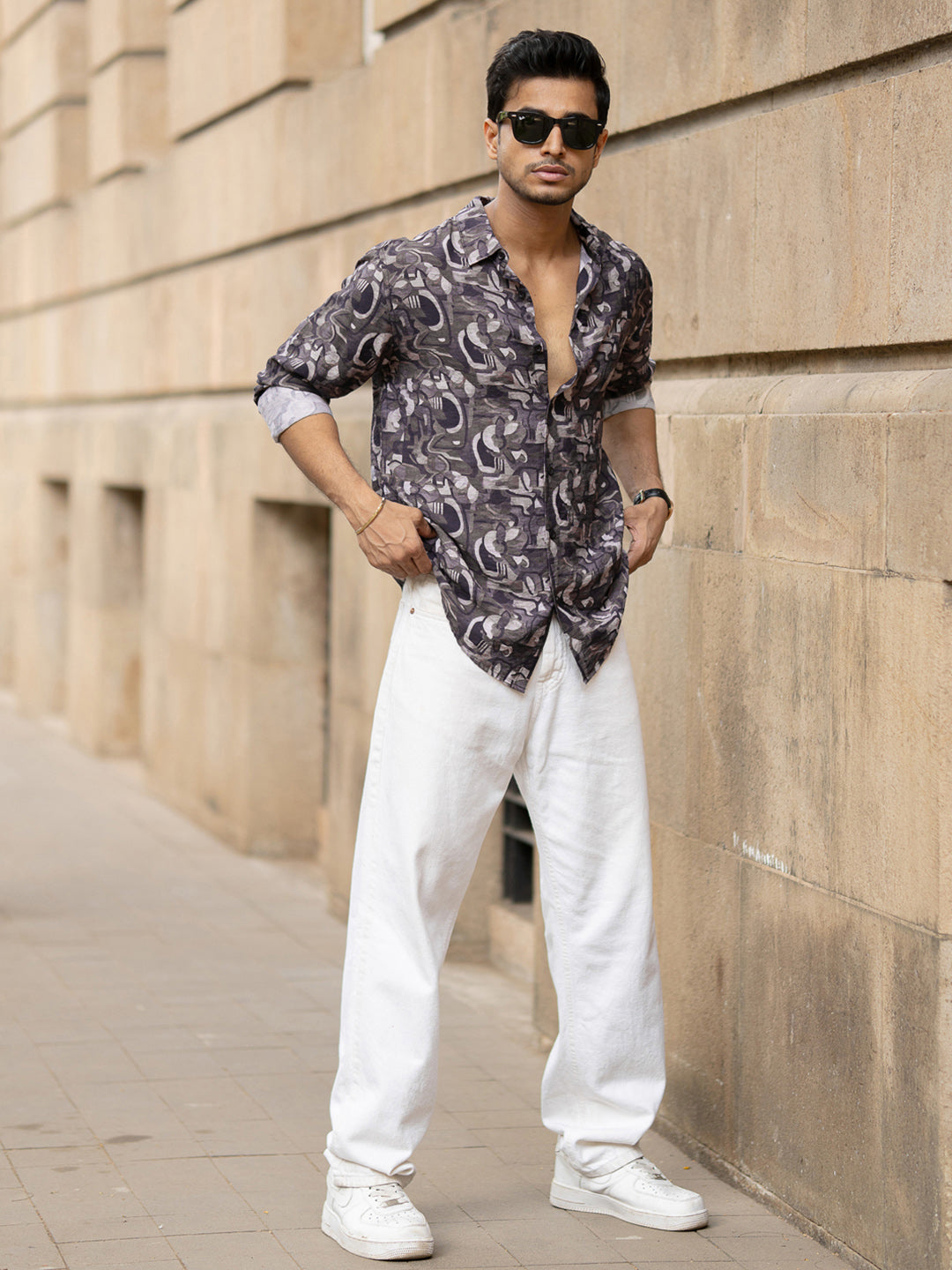 Powerlook Men Spread Collar Abstract Printed Cotton Casual Shirt