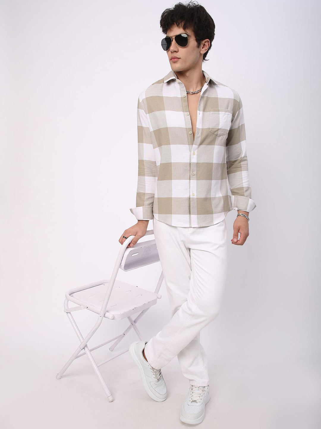 VASTRADO Men Classic Slim Fit Opaque Checked Casual Shirt
