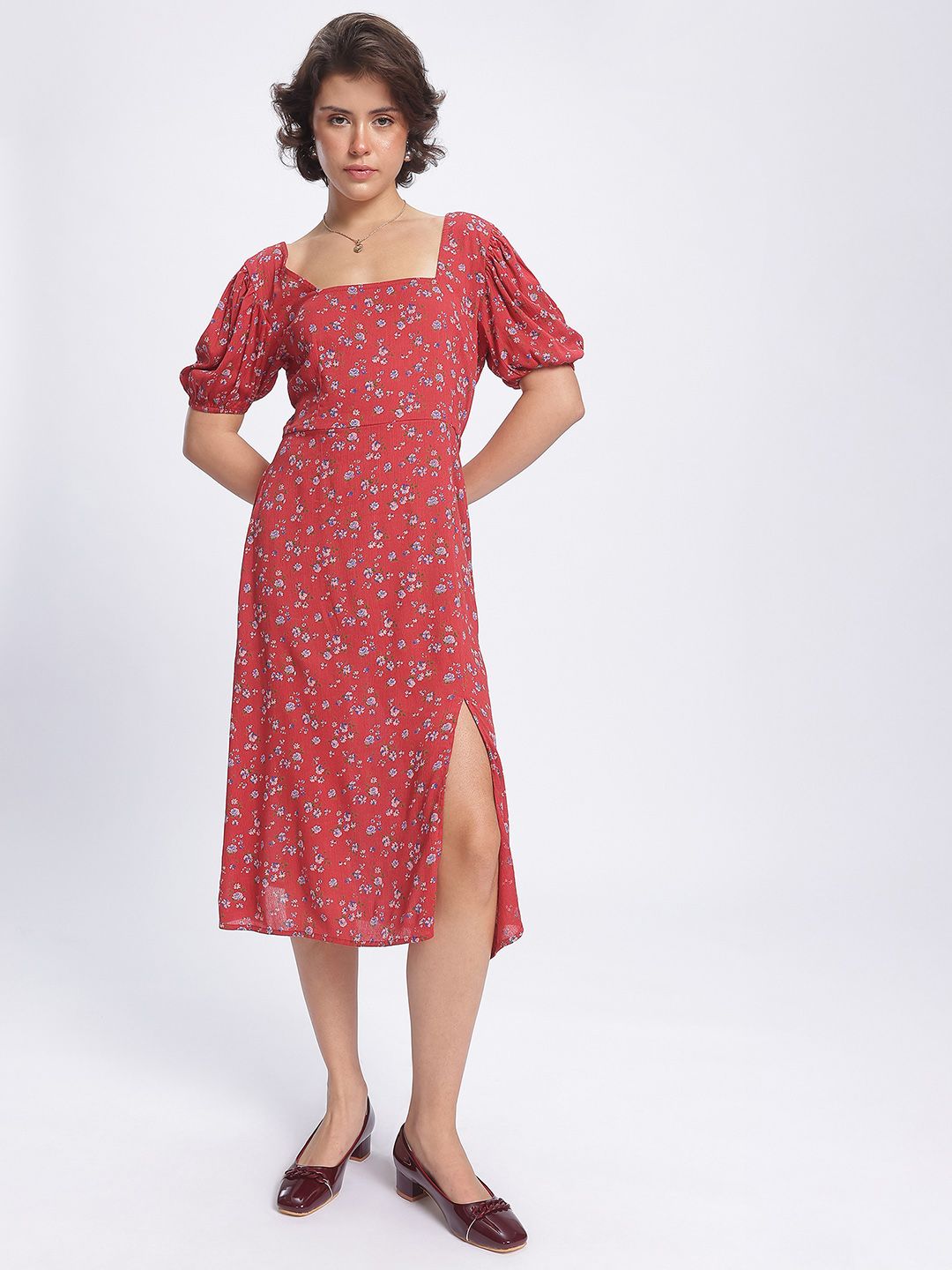 DressBerry Floral Fantasy Cut Out Detail Midi Dress