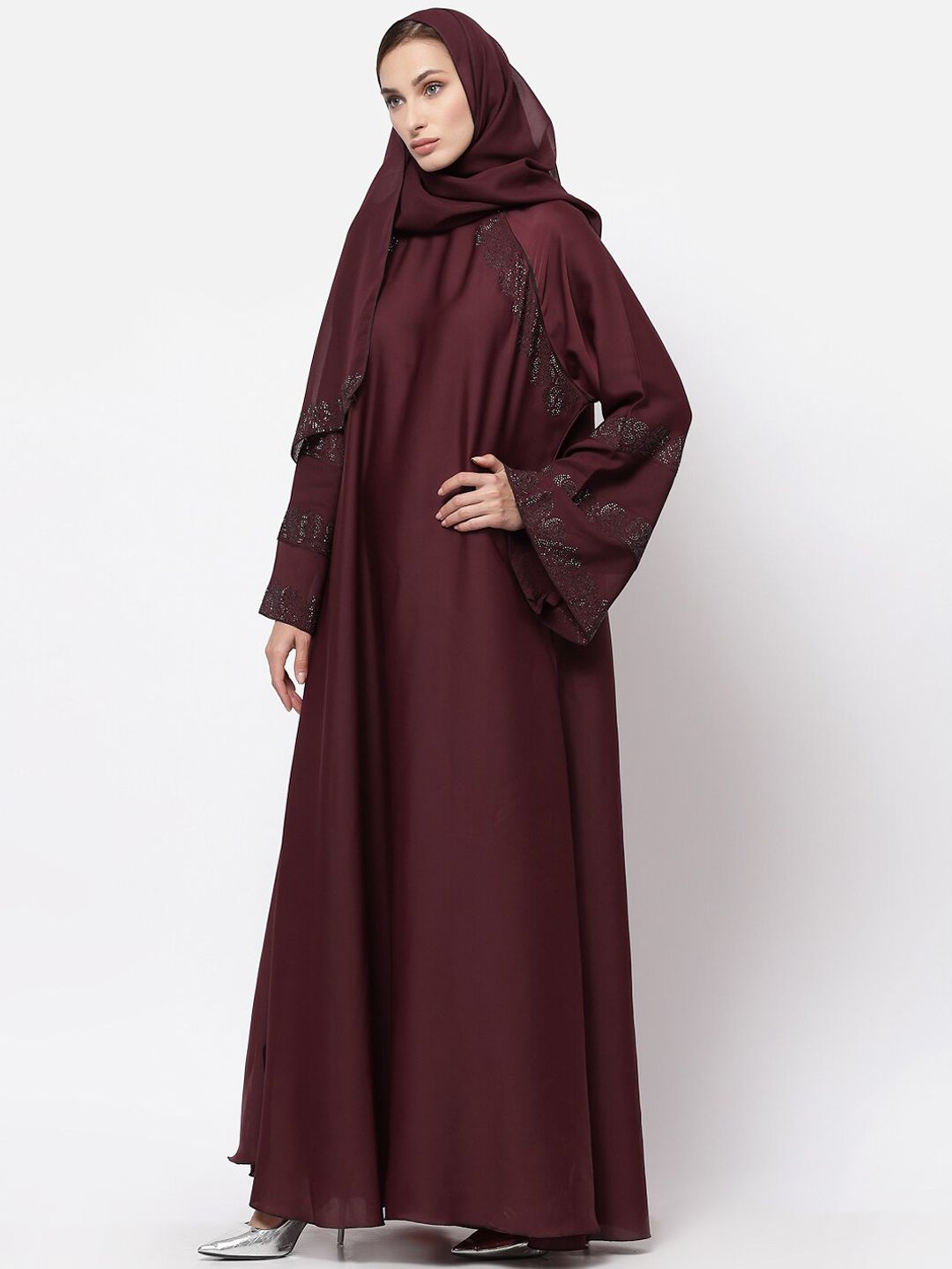 KLOTTHE Women Maroon Embellished Abaya Burqa With Hijab
