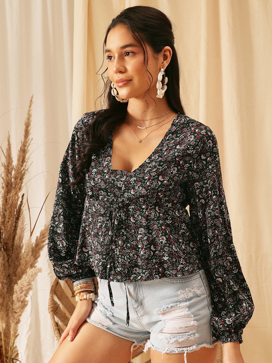 Quiero Green Floral Printed V Neck Crepe Top