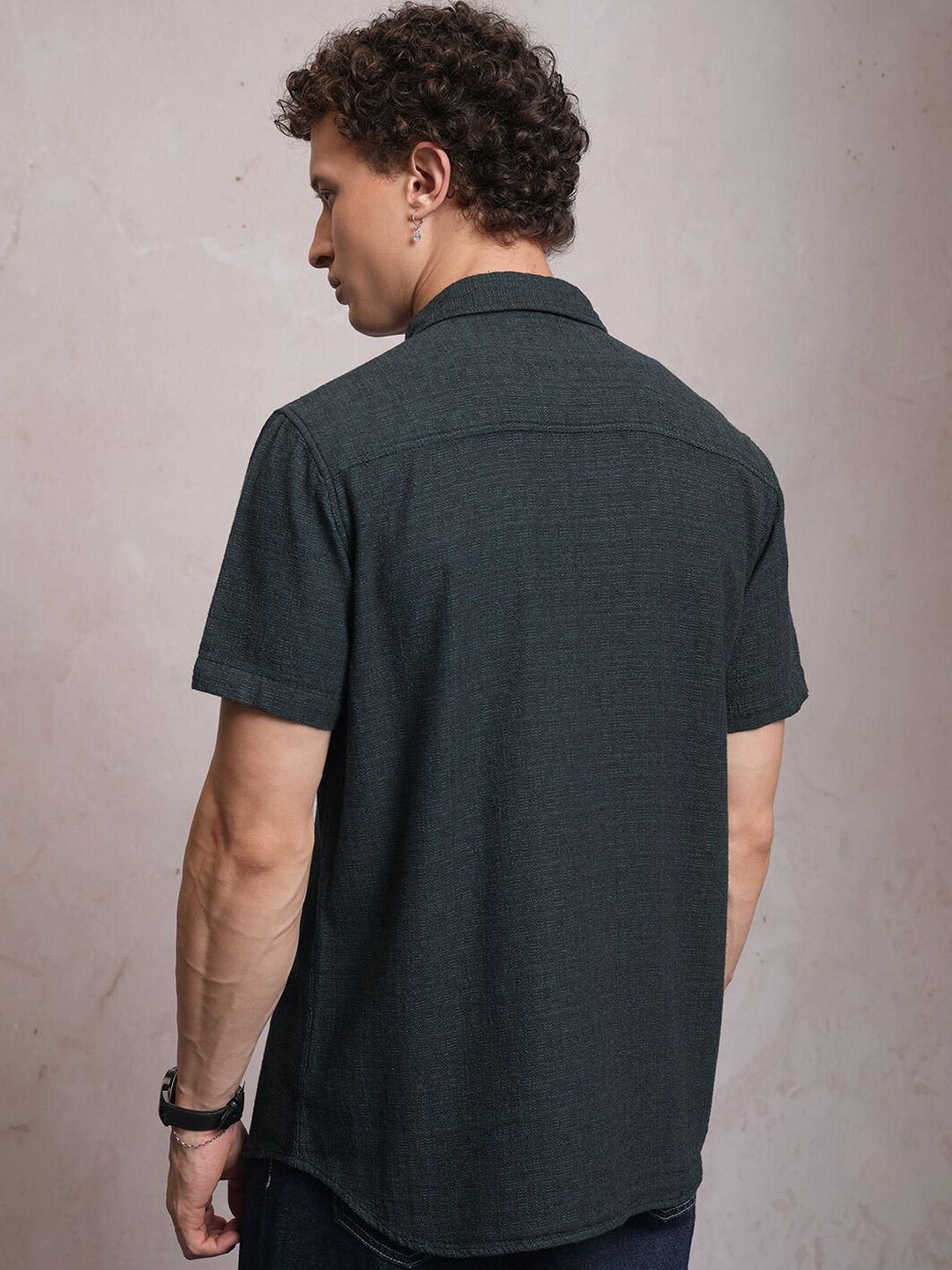 LOCOMOTIVE Premium Dobby Textured Checked Utility Cotton Pocket Regular Shirt