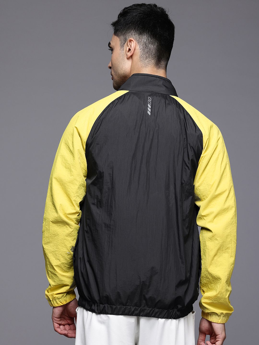 HRX by Hrithik Roshan Rapid-Dry Brand Logo Running Tailored Jacket