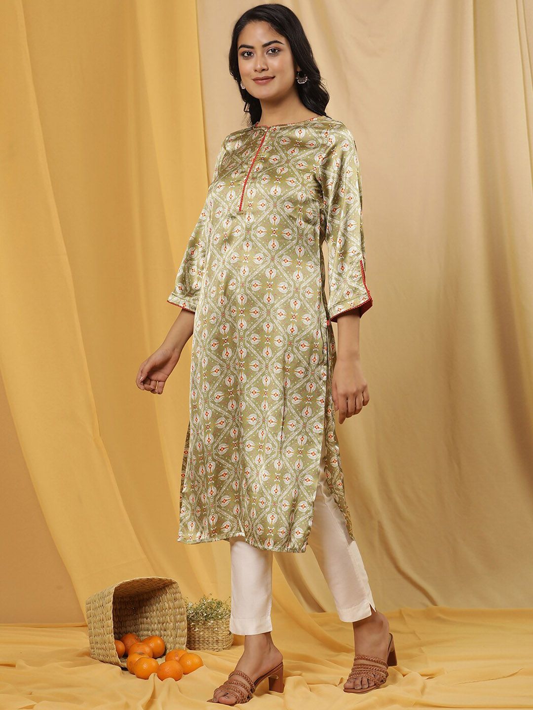 W Ethnic Motifs Printed Regular Kurta with Trouser