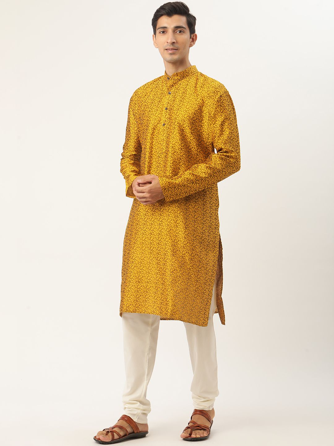 SOJANYA Kurta Sutera Jacquard Kuning Mustard Lelaki dengan Jaket Churidar & Nehru