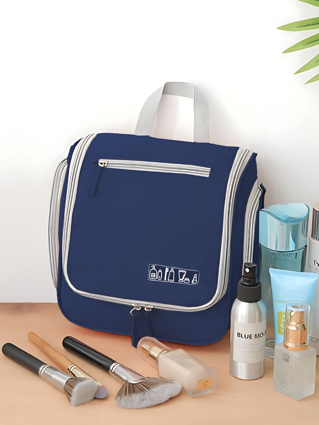 Cortina Navy Blue Water Resistant Makeup Organiser