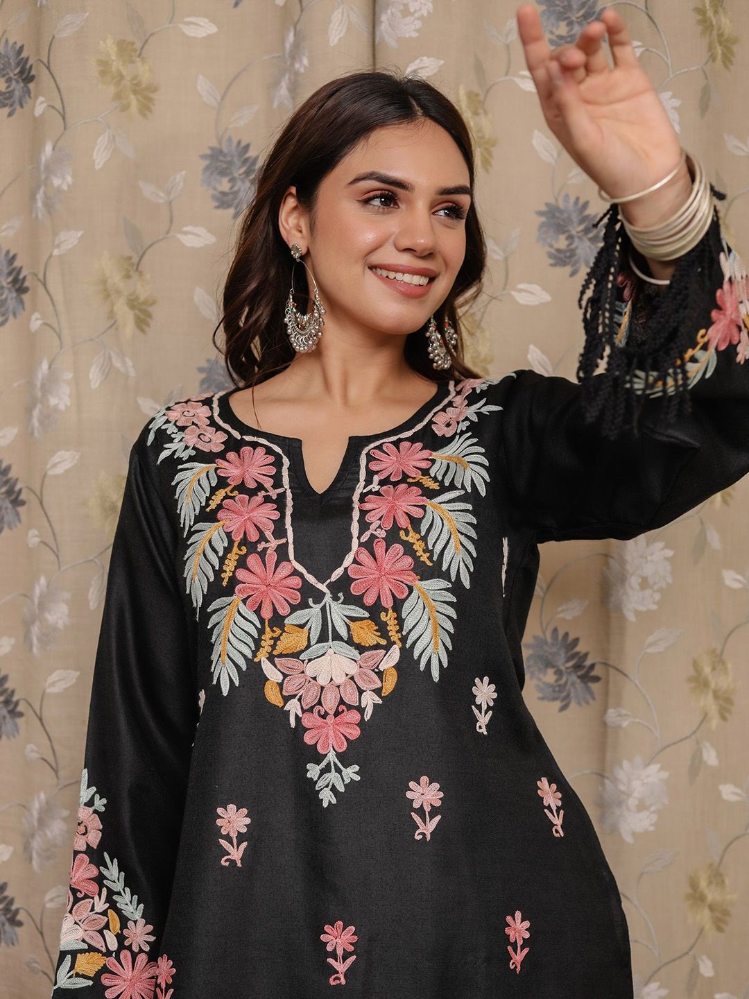 HOUSE OF KARI Floral Embroidered Cotton Straight Kurta