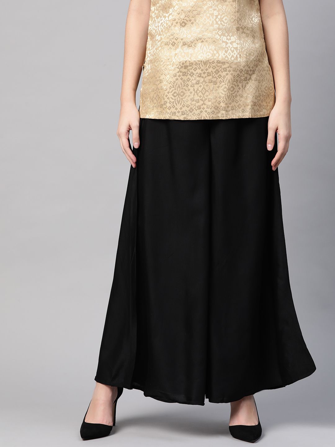 W Women Black Solid Flared Palazzos