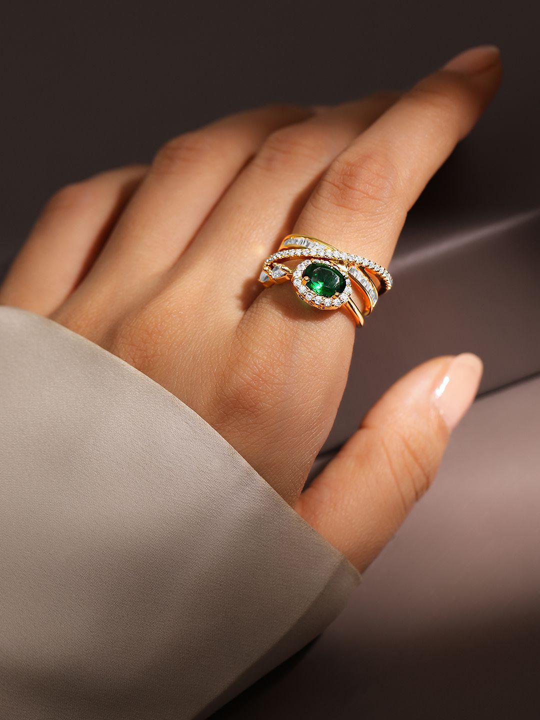 Rubans 18k emas bersalut zirkon hijau & padu zirkonia yang disatukan cincin penyata laras