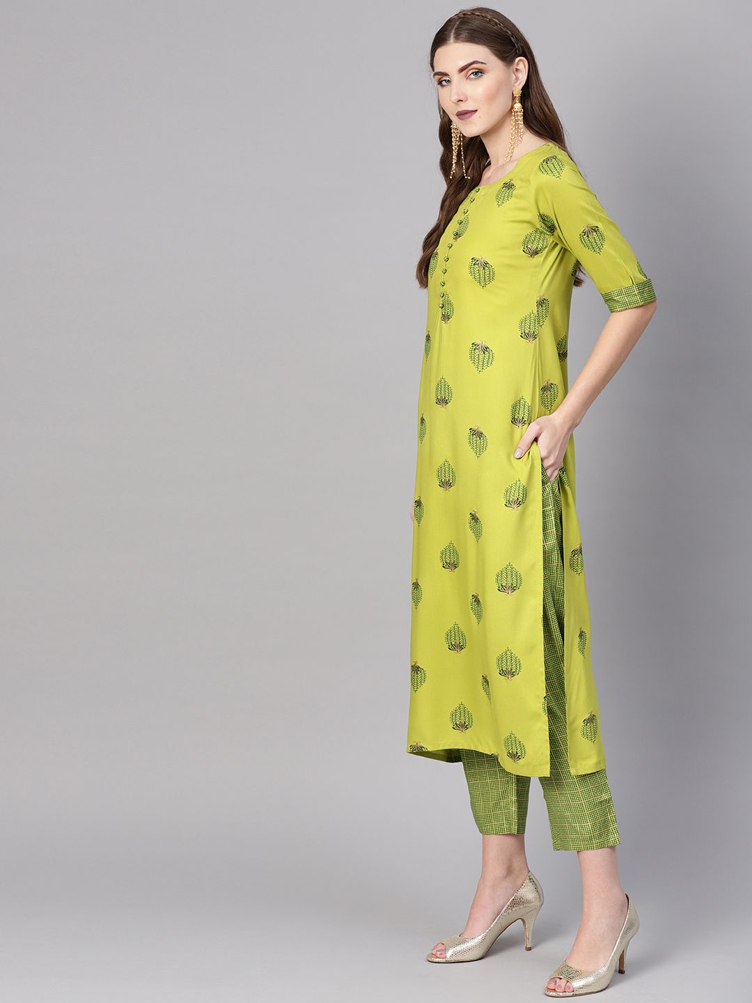 Gerua By Libas Women Green Printed Kurta with Trousers