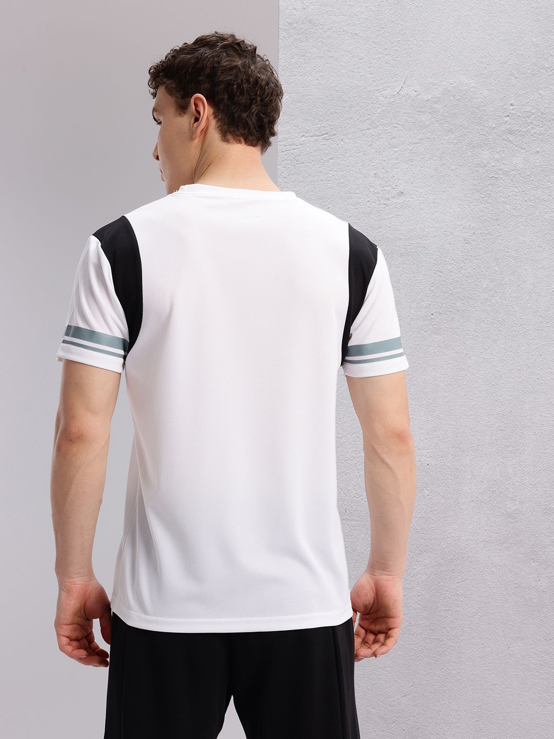 HRX by Hrithik Roshan Typography Printed Detail Regular Fit Rapid-Dry Running T-shirt
