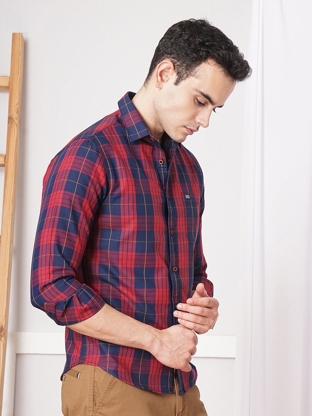 The Indian Garage Co Men Checked Casual Shirt