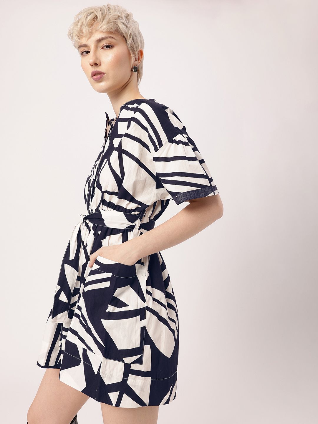 DressBerry Pockets A-Line Mini Dress With Fabric Belt